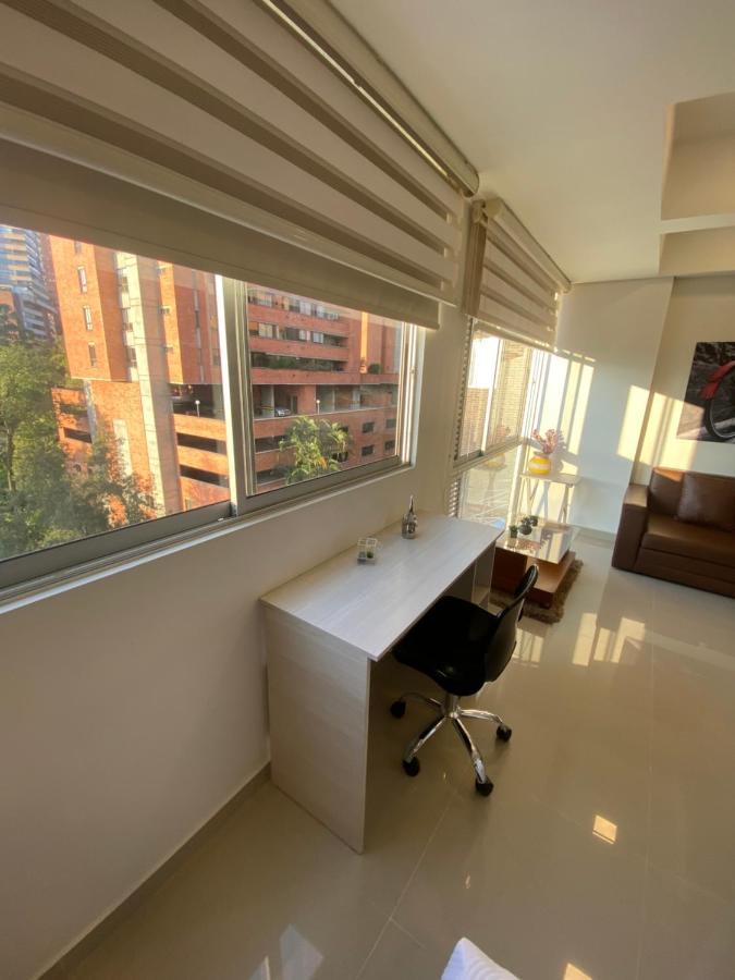 Apartasuite Moderna - En El Corazon Del Poblado Medellín Dış mekan fotoğraf