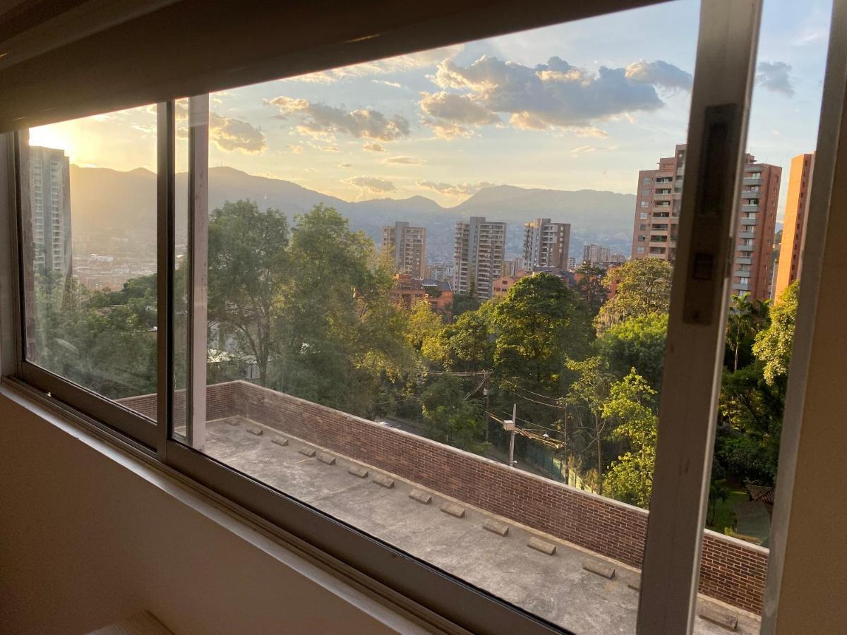 Apartasuite Moderna - En El Corazon Del Poblado Medellín Dış mekan fotoğraf