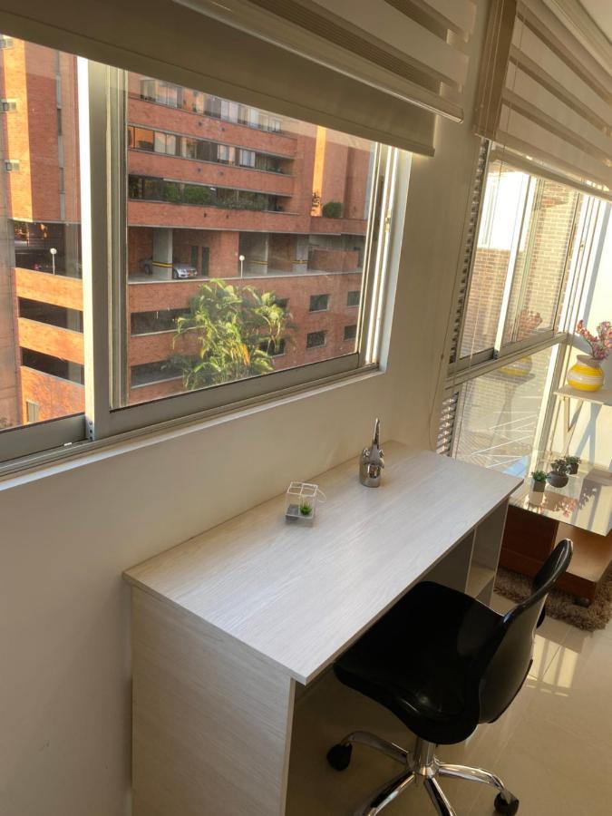 Apartasuite Moderna - En El Corazon Del Poblado Medellín Dış mekan fotoğraf