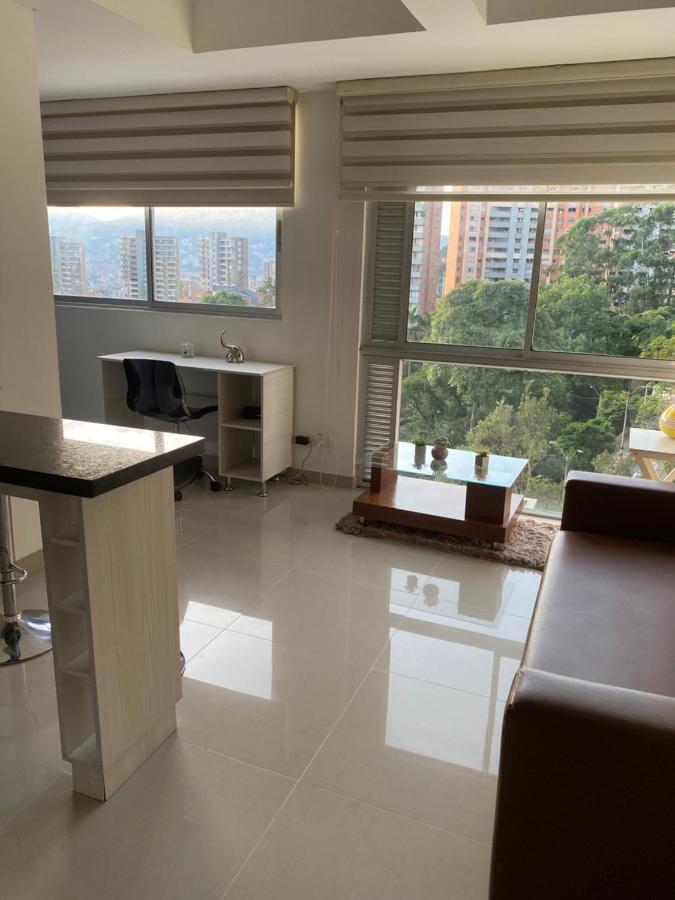 Apartasuite Moderna - En El Corazon Del Poblado Medellín Dış mekan fotoğraf