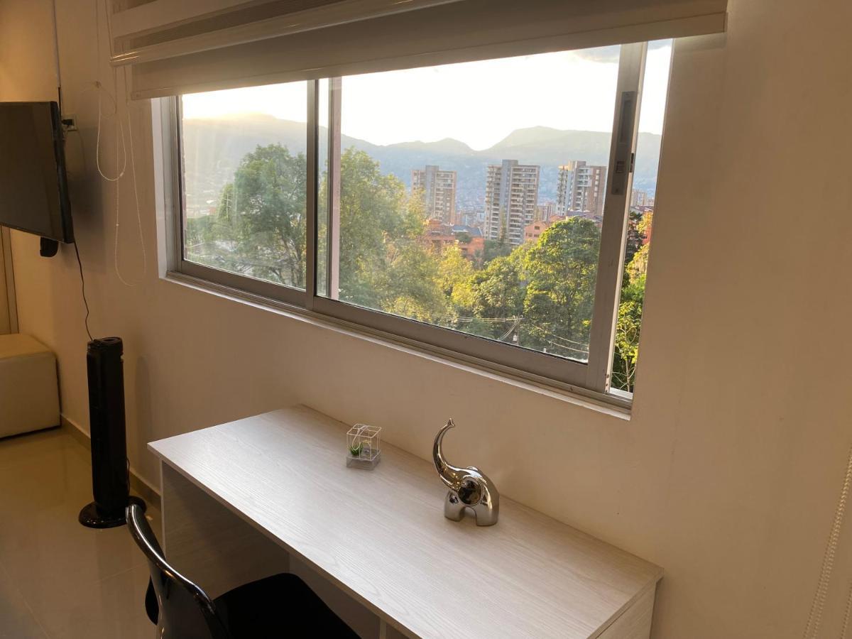 Apartasuite Moderna - En El Corazon Del Poblado Medellín Dış mekan fotoğraf